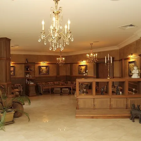Apartments In Esteban Complex 2*