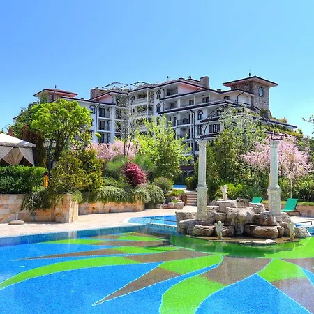 アパートホテル Apartments In Esteban Complex 2*