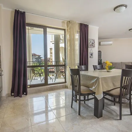 Apartments In Esteban Complex 2* ネセバル